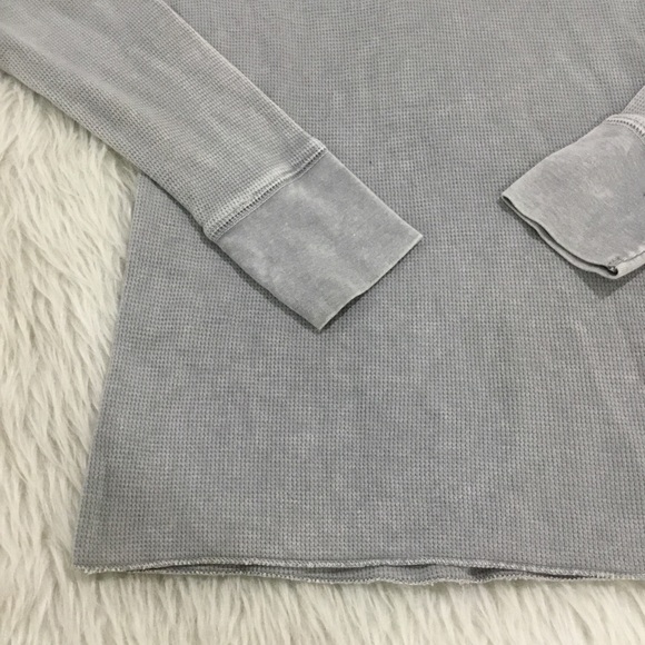 Distressed women’s embellished rocker gothic Gray long sleeve cross shirt size M - Picture 6 of 8